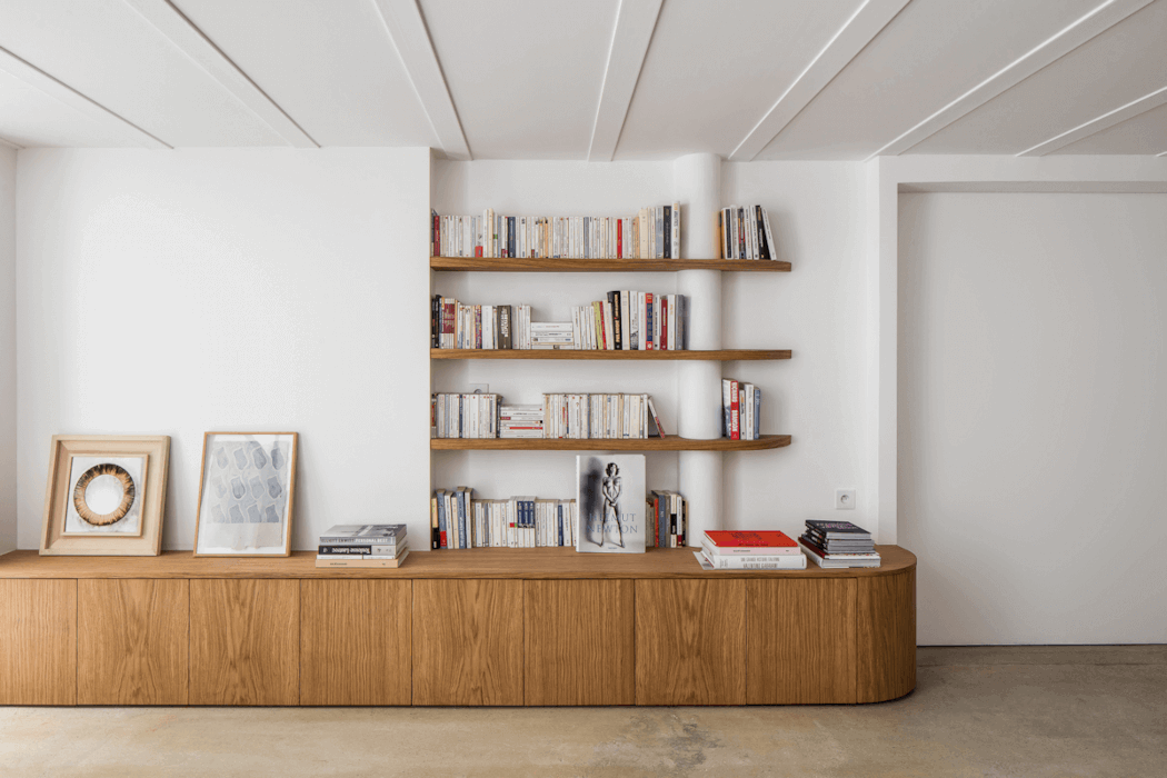 bibliotheque-dans-son-salon-UNE